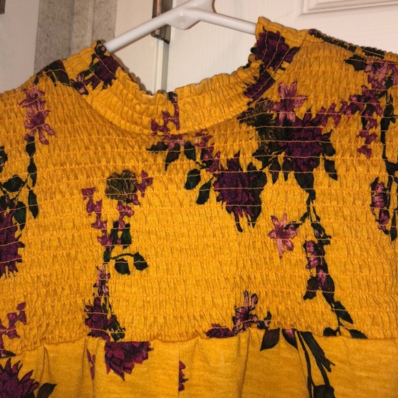 Mustard Flutter Sleeve Shirt - Picture 3 of 4